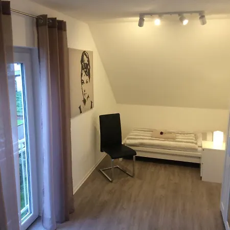 アパート Haus Willi - Kleine & Schnuckelige In Mit Wlan Balkon Parkplatz - Neu & Sauber & Gemuetlich *
