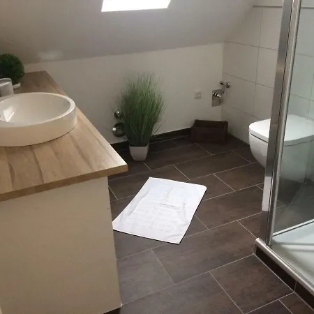 Haus Willi - Kleine & Schnuckelige In Mit Wlan Balkon Parkplatz - Neu & Sauber & Gemuetlich アパート